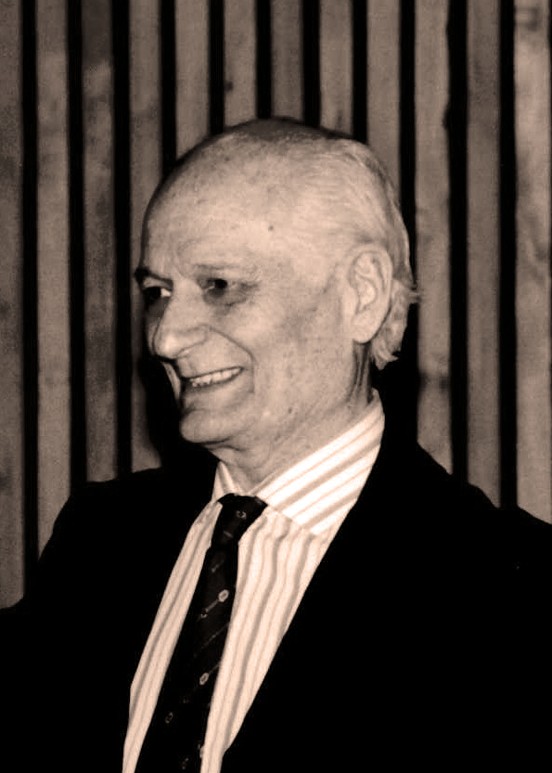 Dr. Valentín Tombazzi